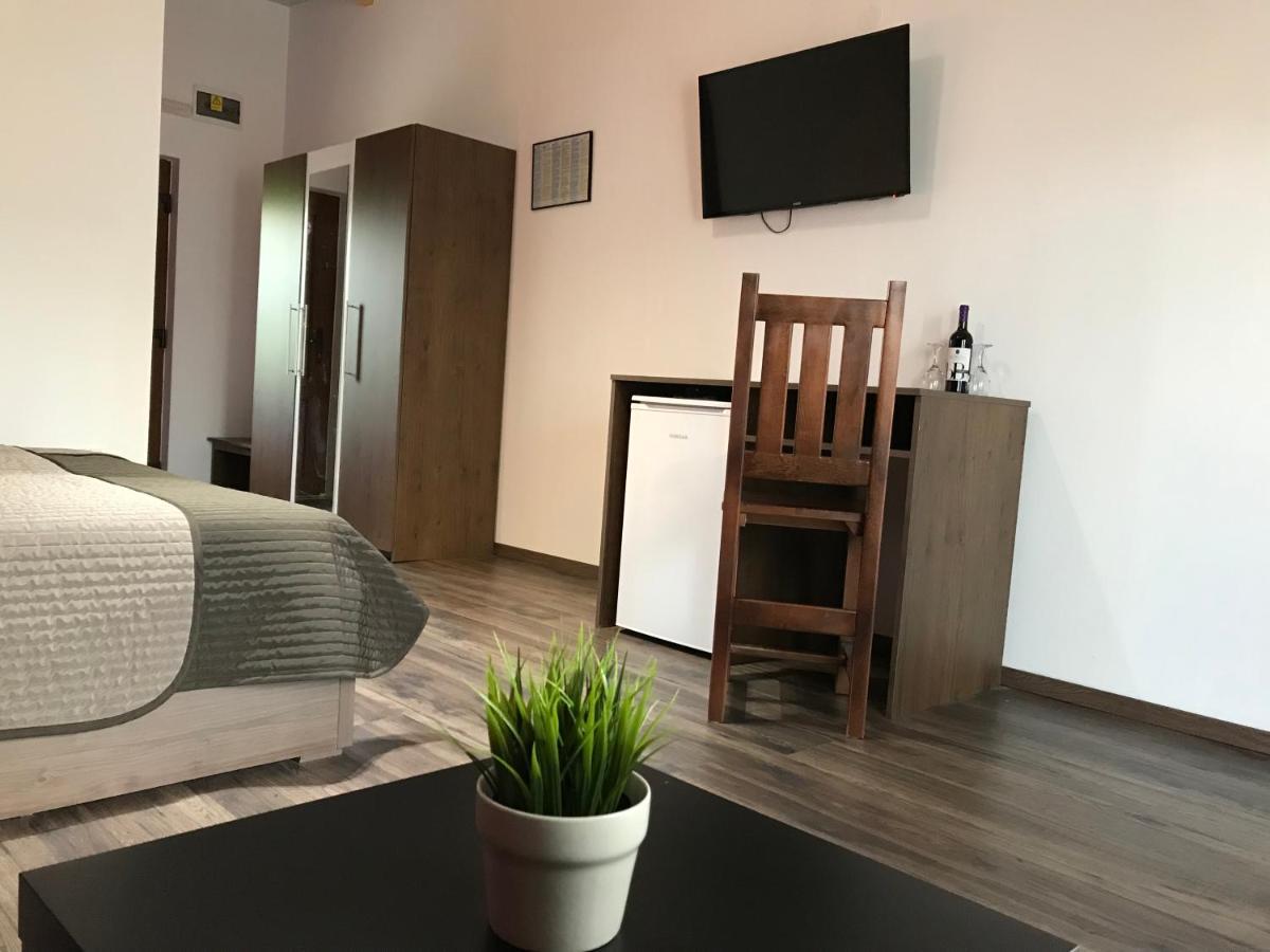 Villa Rubcic Rooms Rakovica Ngoại thất bức ảnh